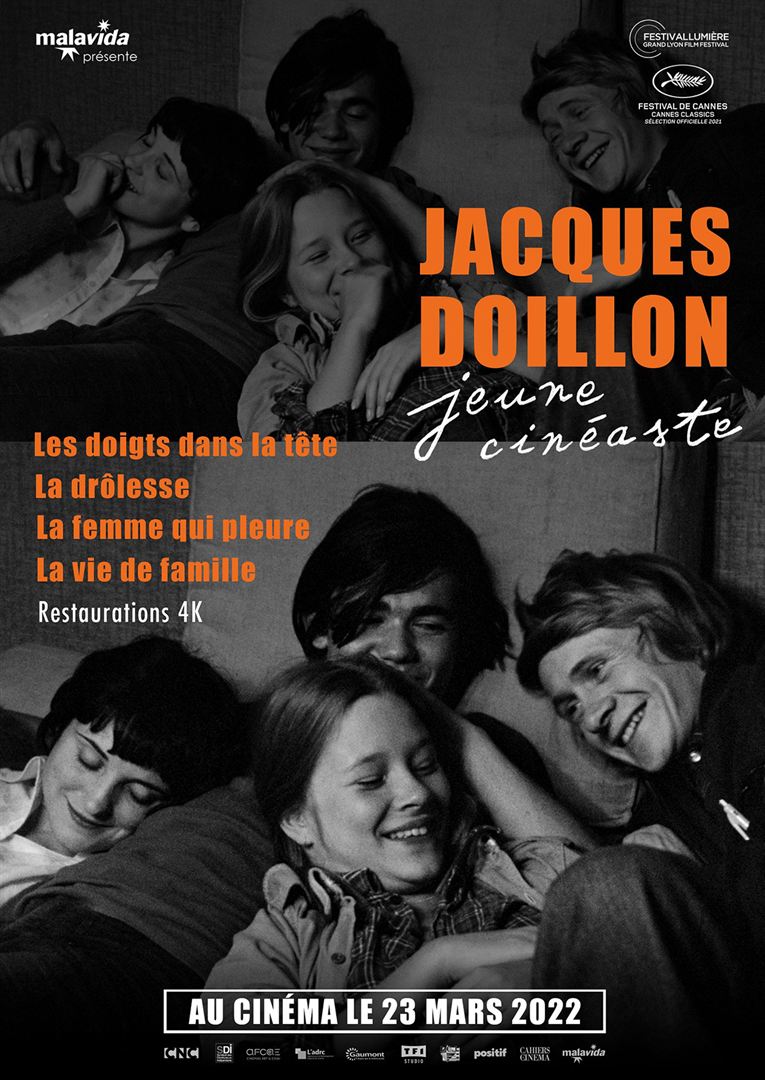 Les doigts dans la tête